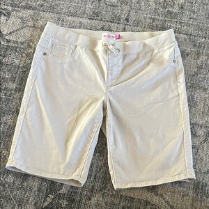 SO Girls Khaki Shorts 14 1/2